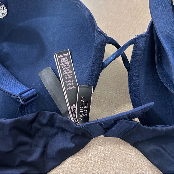 Victoria's Secret Navy Blue Bombshell plunge bra women's size 36D - Picture 6 of 6